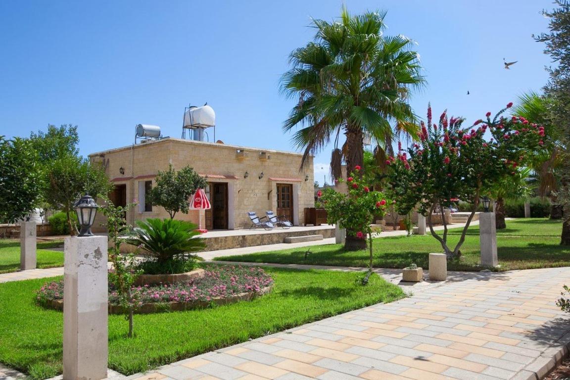 Glaro Garden Hotel Agia Trias المظهر الخارجي الصورة