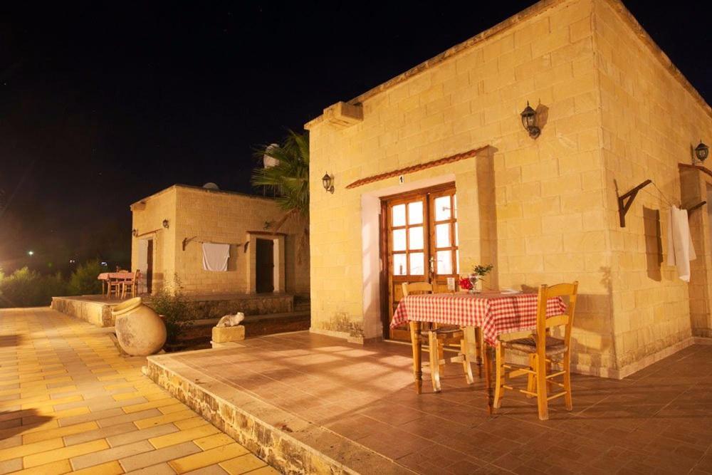 Glaro Garden Hotel Agia Trias المظهر الخارجي الصورة