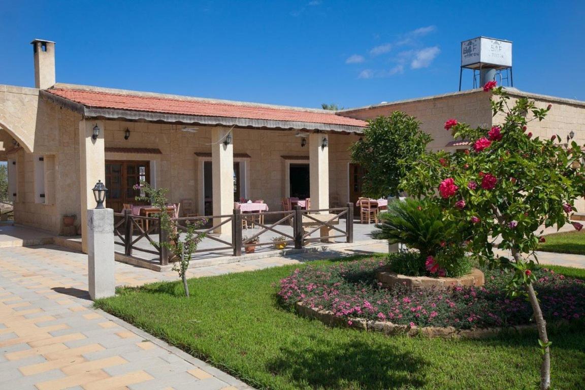 Glaro Garden Hotel Agia Trias المظهر الخارجي الصورة